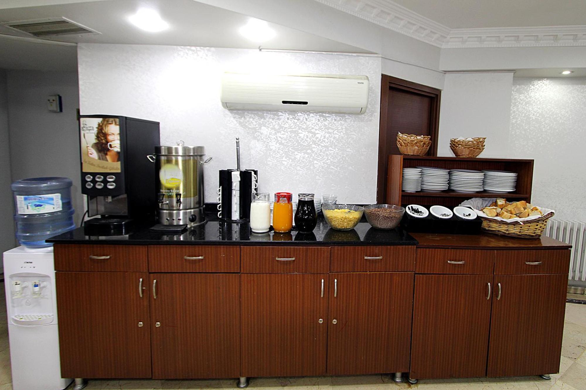 Lyon Hotel Istanbul Luaran gambar